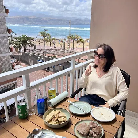 Con Vistas Al Mar T *